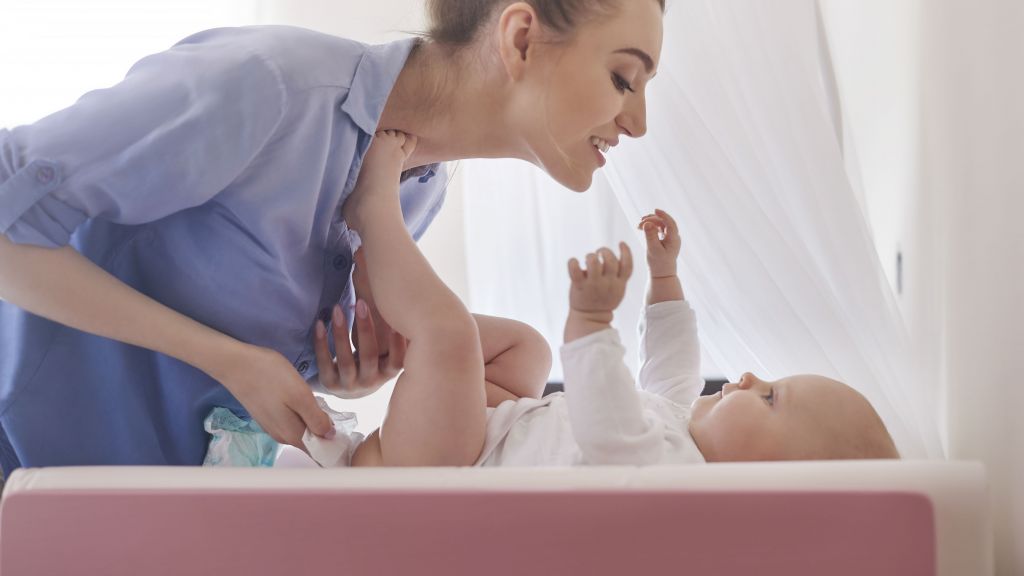 Moms, 7 Manfaat Ini Akan Kamu Rasakan Kalau Rajin Ajak Bayi Bicara Sejak Dini