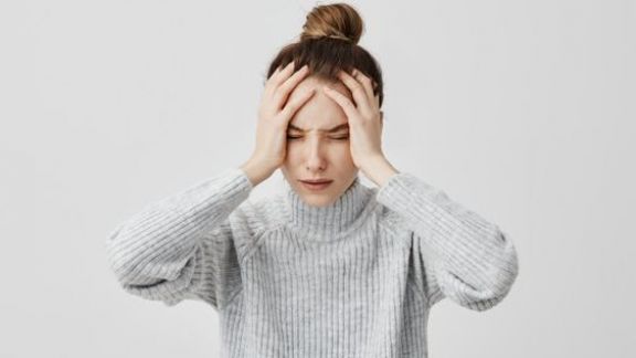 Jangan Banyak Pikiran, Ini 5 Penyakit yang Disebabkan Terlalu Stres, Hati-hati Ya!