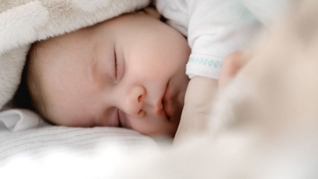 25 Nama Bayi Kristen Katolik Pilihan, Bermakna Baik dan Cantik untuk Si Kecil Moms!