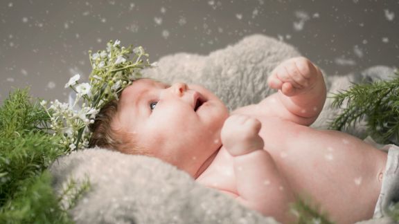 30 Nama Bayi Perempuan Bahasa Prancis, Cantik Banget Moms Bak Putri di Negeri Dongeng!