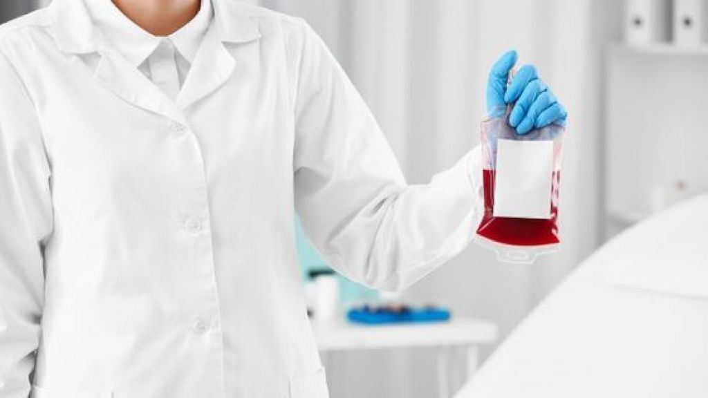 Trombosit Menurun, Apakah Semua Pasien DBD Perlu Transfusi Darah?