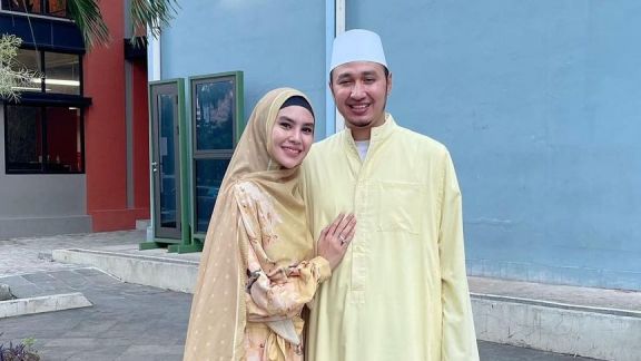 Kartika Putri Nyupir Mbil Pick Up Kesayangan, Aksi Istri Habib Usman Bikin Umi Pipik Menganga: MashaaAllah...