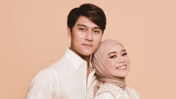 Sikap Rizky Billar Larang Lesti Kejora Pegangan Tangan dengan Model Video Klip Dicibir: Sok-sokan Cemburu!