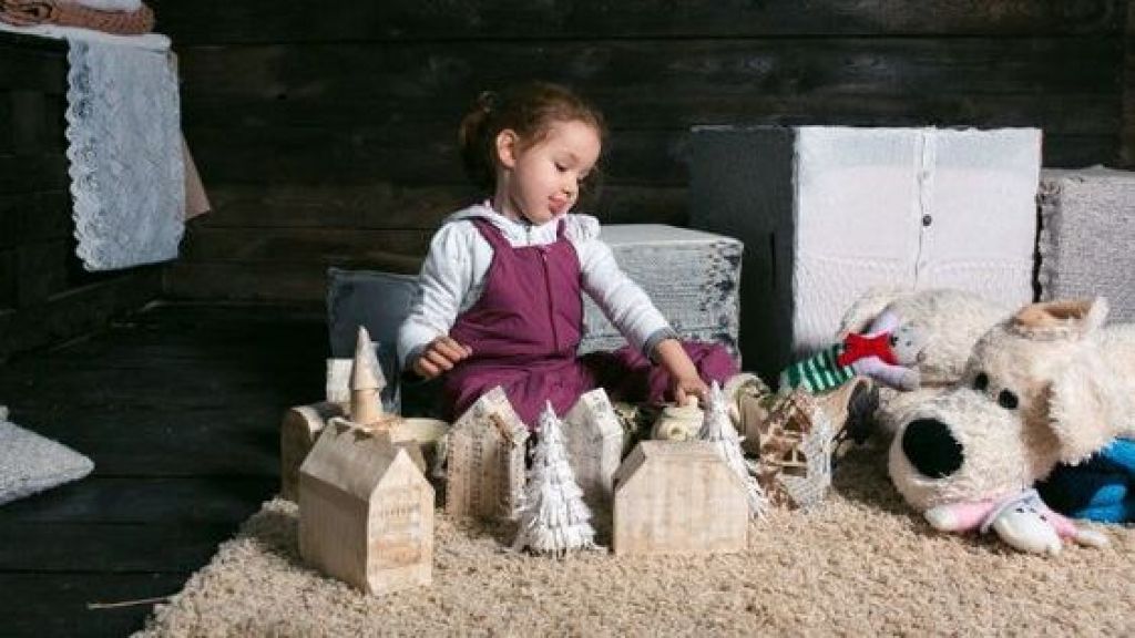 Si Kecil Makin Senang dan Sehat, Ini 5 Cara Cuci Boneka dengan Mudah dan Gak Cepat Rusak, Catat Ya Moms!