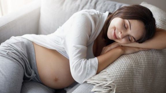 Bumil Kumpul Yuk! Ini 14 Tips Mengatasi Susah Tidur saat Hamil, Tidur Jadi Nyenyak