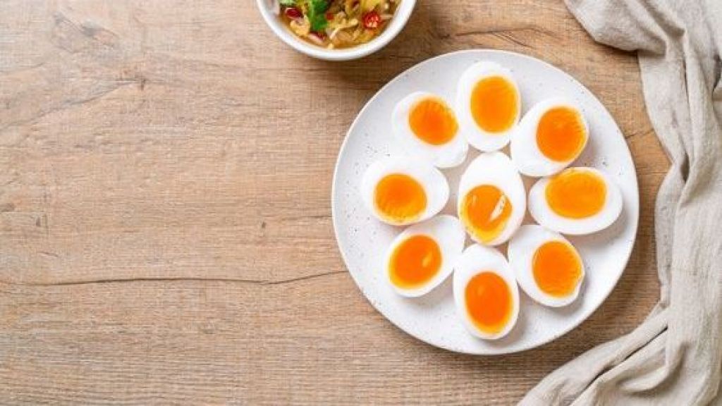 4 Risiko Berbahaya yang Akan Mengintai Penderita Diabetes Karena Makan Telur Asin, Ngeri!