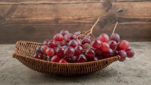 Selain Segar, Ternyata Buah Anggur Bisa Mencegah Penyakit Kanker dan Hipertensi!