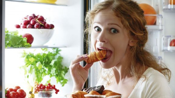 Jangan Putus Asa! Nafsu Makan Berlebih Bisa Dikontrol dengan 6 Cara Ini