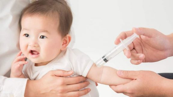 Peringati Pekan Imunisasi Dunia, Jangan Takut Vaksin untuk Lindungi Buah Hati ya, Moms!