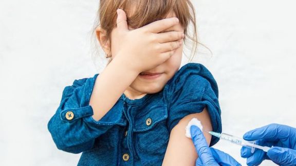 Si Kecil Belum Divaksin? Jangan Bingung Moms, Ini Vaksin Covid-19 yang Cocok untuk Anak Usia 6-11 Tahun