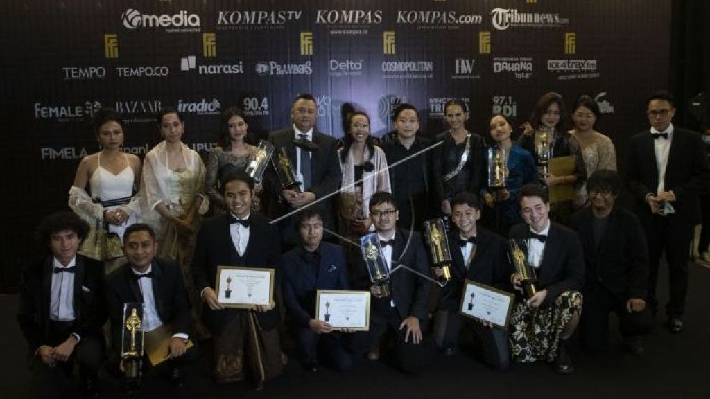 Borong 12 Piala Citra, Penyalin Cahaya Jadi Film Terbaik di FFI 2021