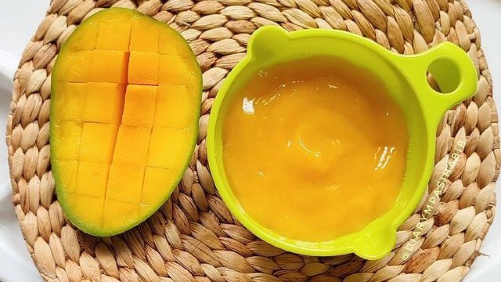 Cara Buat Pure Mangga untuk Bayi 6 Bulan, Moms Baru Wajib Recook