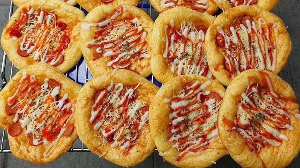 Resep dan Cara Membuat pizza Mini, Bisa Dijadikan Finger Food Si Kecil
