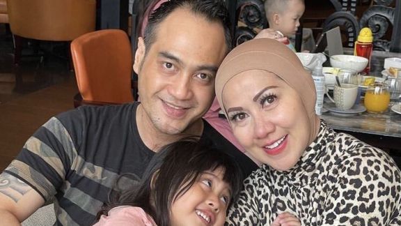 Bak Ayah Kandung, Kedekatan Ferry Irawan dan Putri Venna Melinda Sukses Bikin Mewek Netter: Akhirnya Vania....