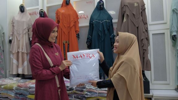 Rayakan 11 Tahun, Mayra Indonesia Lelang Koleksi untuk Donasi Kegiatan Sosial