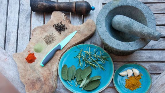 4 Bumbu Dapur 'Mujarab' yang Bisa Bikin Umur Panjang, Masak dengan Bahan-bahan Ini Hidup Sehat Sentosa!