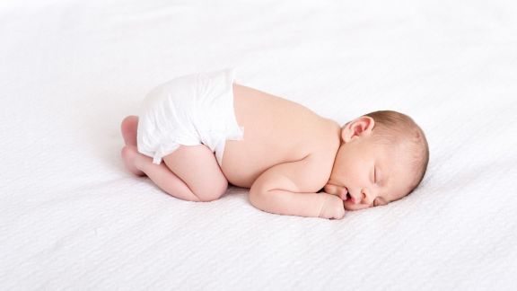 10 Tips yang Ampuh Membuat Bayi Tidur Nyenyak, Harus Tahu Moms!