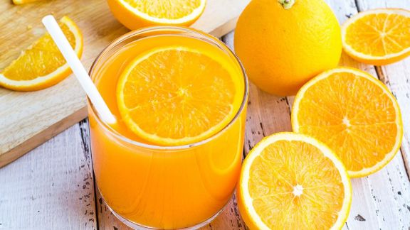 Kaya Akan Vitamin C, Ini 4 Manfaat Jeruk Sunkist untuk Kesehatan Kulit! Siap Punya Kulit Glowing dan Cerah?