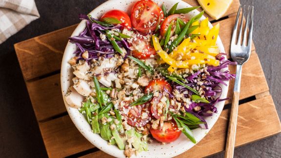 Sebentar Lagi Puasa Tapi Kamu Sedang Diet Beuaty? Ini Menu Sehat Saat Buka Puasa yang Pas, Cus Intip!