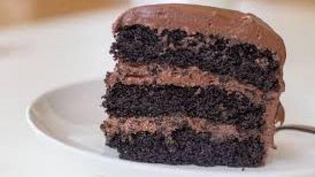 Resep Layered Chocolate Cake, Cake Favorite Keluarga