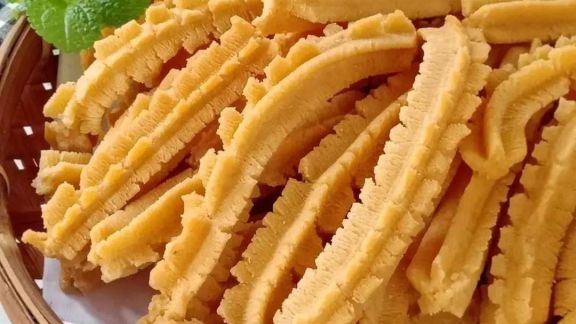 Cemilan Enak! Resep Akar Kelapa, Gurih, Renyah, Pasti Empuk