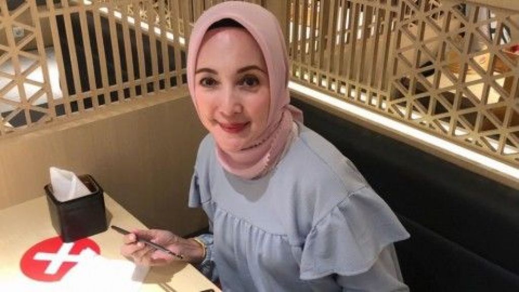 Terungkap Pernah Nikahi Brondong Beristri, Henidar Amroe Akui Tak Kapok: Mau Punya Lebih Muda Lagi