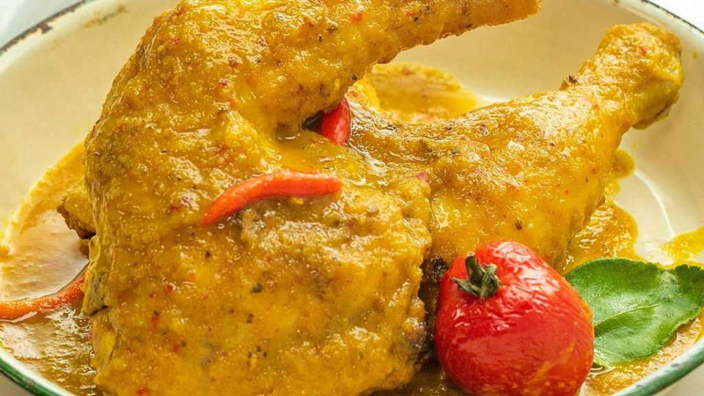 Resep Ayam Lodho Khas Tulungagung, Menu Makan yang Segar dan Nagih