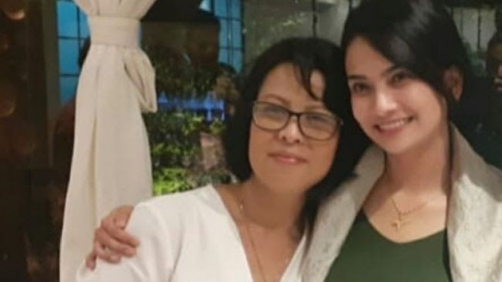 'Satu Keluarga Gak Ada yang Benar', Tante Vanessa Angel Ikut Ngotot Sebut Ponakannya Hamil Duluan: Waktu itu Sudah Empat Bulan!