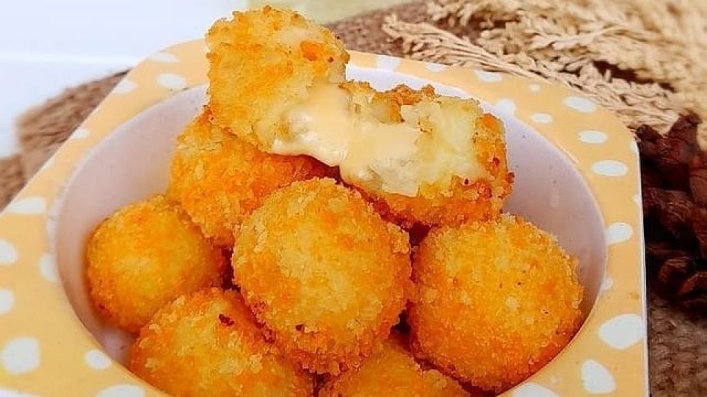 Cara Buat Potato Bomb Versi Cemilan MPASI, Kejunya Lumer di Mulut