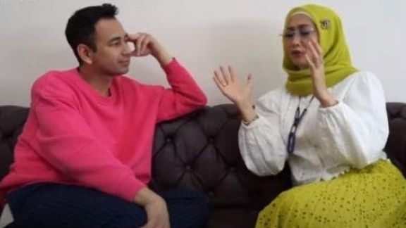 Raffi Ahmad Ngaku Sendiri Pepet Desy Ratnasari, Bela-belain Kirim Bunga: Gue Kecintaannya ke Ibu-ibu Belum Hilang!