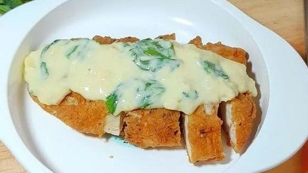 Resep Crispy Chicken Saus Bayam, Creamy, Gurih, Si Kecil yang Gak Suka Sayuran Auto Doyan