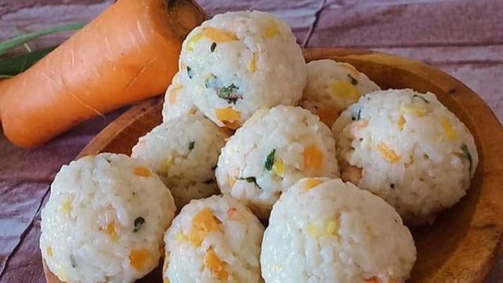 Bikin Hari Senin Jadi Simpel, Simak Cara Bikin Nasi Kepal Udang untuk Makan Siang Si Kecil yang Endul Pisan