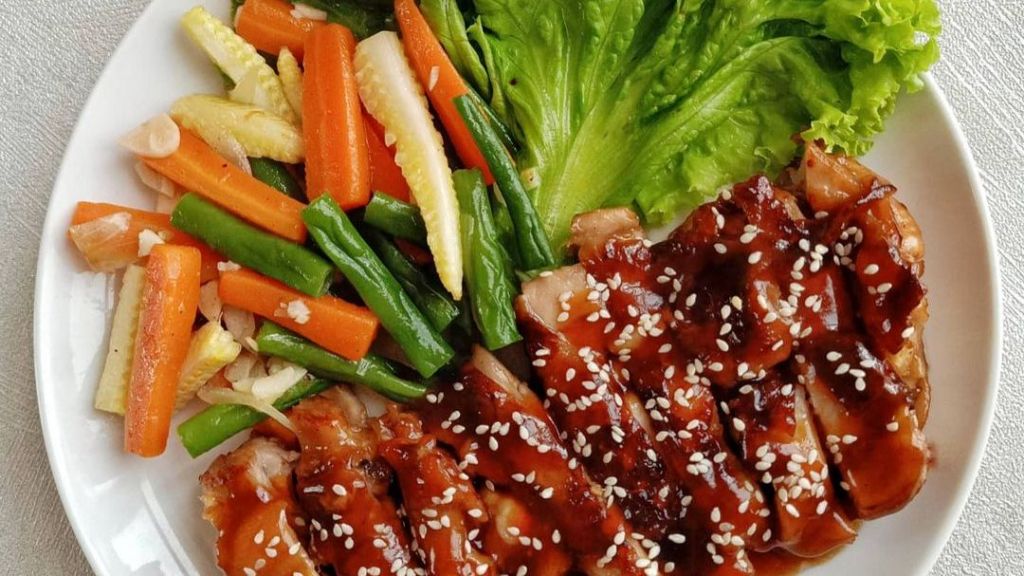 Resep Ayam Panggang, Sajian Lezat untuk Makan Bareng Keluarga