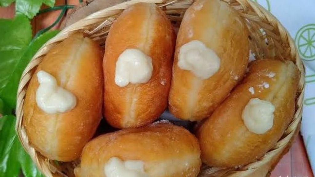 Resep Bomboloni, Lembut, Anti Gagal dengan Isian Keju yang Lumer