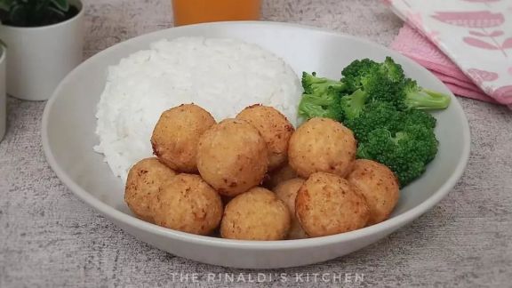 Camilan Sederhana Tapi Tetap Menyehatkan, Simak Trik Bikin Bola Bola Tempe untuk Teman Nyemil Si Kecil