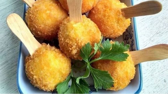 Cara Buat Pompom Kentang yang Kids Friendly, Luarnya Krispi Dalamnya Super Lembut