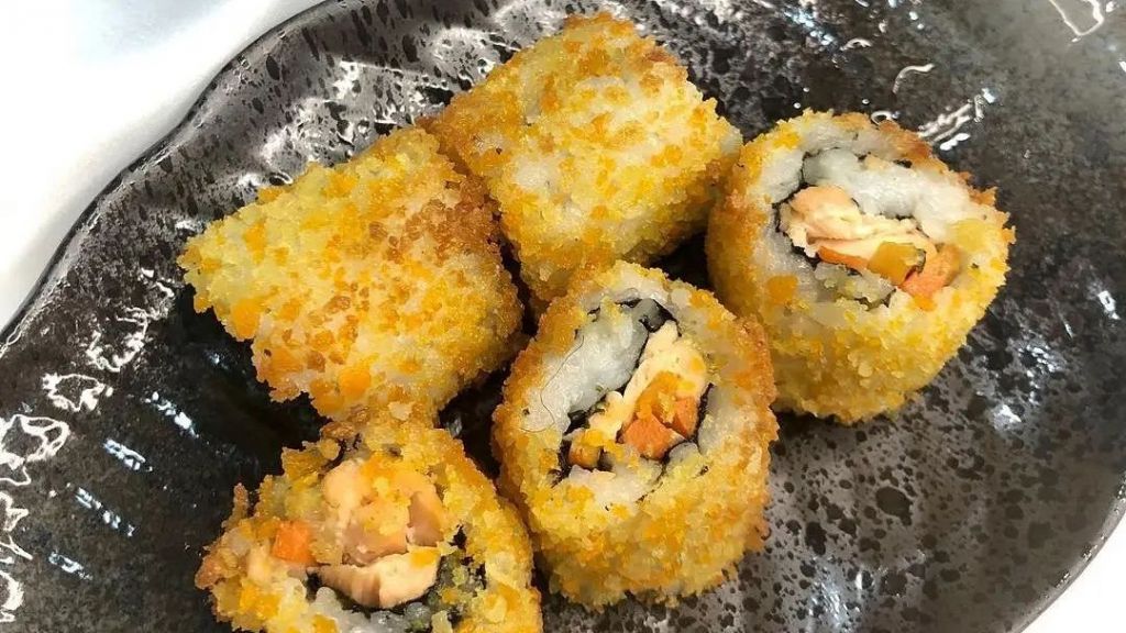 Resep Salmon Sushi Tempura, Bikin Sendiri Biar Lebih Hemat Moms