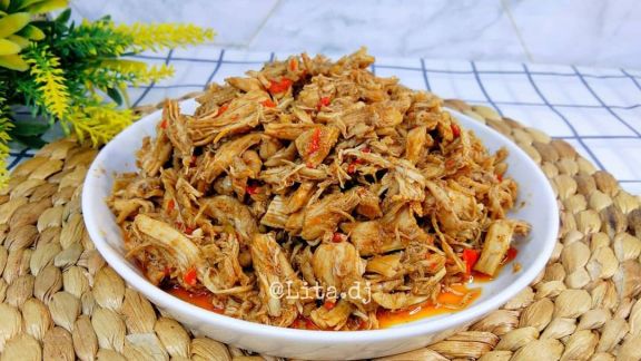 Resep Ayam Suwir Pedas, Jadi Menu Praktis Anti Ribet