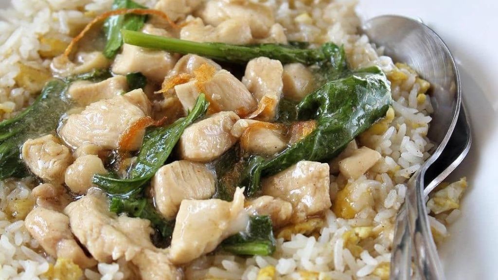 Resep MPASI Nasi Siram Ayam, Meski  Simpel  Rasanya Tetap Enak Lho Moms