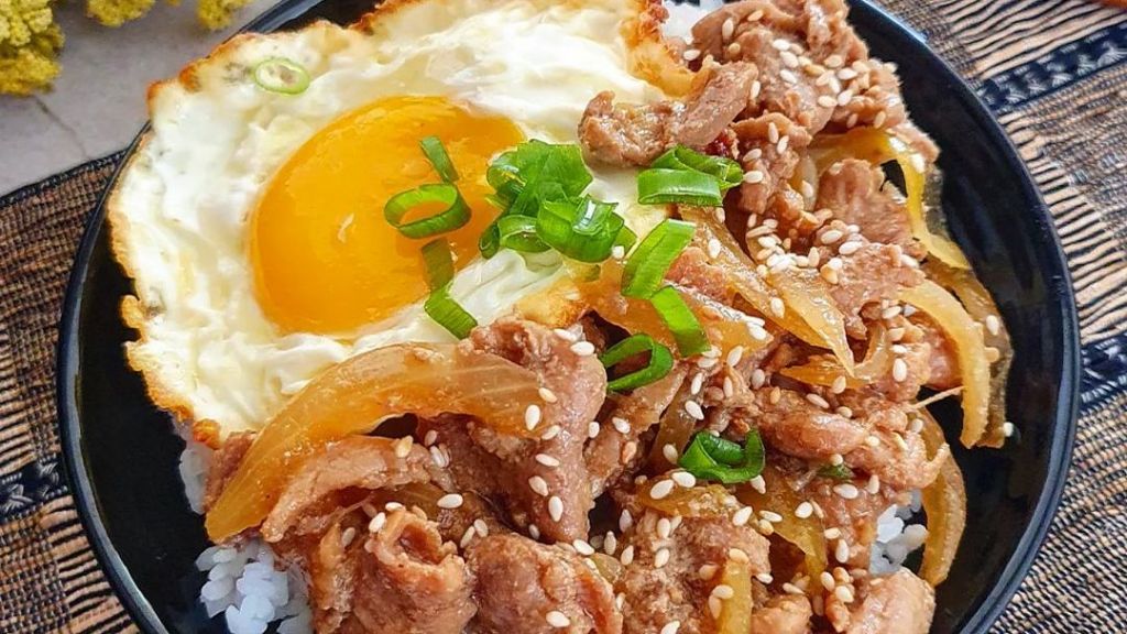 Resep Beef Donburi, Cocok Jadi Menu Makan Siang dan Inspirasi Bekal