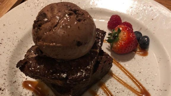Cara Mudah Buat Choco Bread Pudding, Lumernya Pasti Buat GTM Si Kecil Kabur