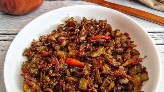 Gak Pahit! Catat Resep Pare Nenek yang Uenak Poll Ala Ashanty
