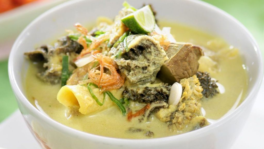 Bisa Jadi Ide Kuliner Akhir Pekan, Ini 5 Makanan Khas Nusantara yang Gak Boleh Dilewatkan! Nomor 2 Lezat Banget!