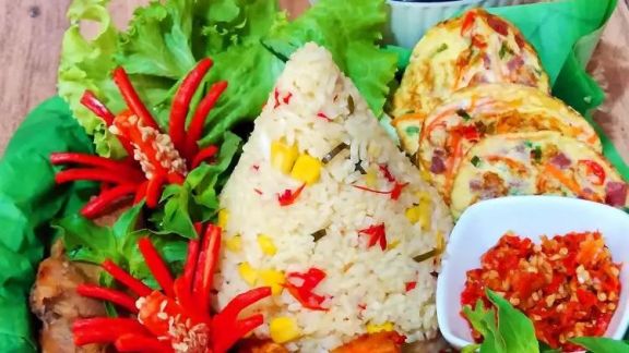 Resep Nasi Jagung Daun Jeruk, Makin Nikmat Sajikan dengan Lauk Pauk