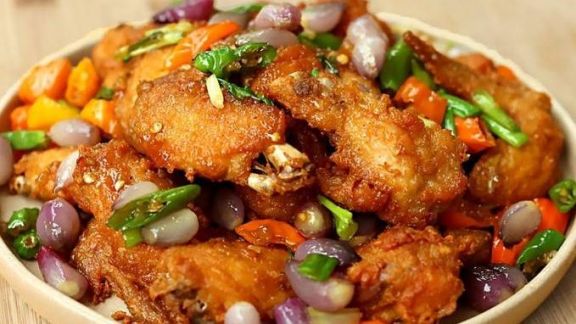 Resep Ayam Oseng Bawang Merah, Aromanya Bikin Perut Keroncongan