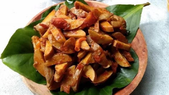 Resep Tumis Jengkol, Makin Nikmat Makan dengan Nasi Anget