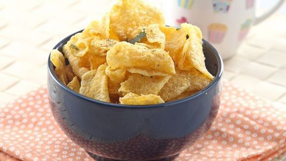 Resep Keripik Telur, Garing, Enak Buat Taburan Makan