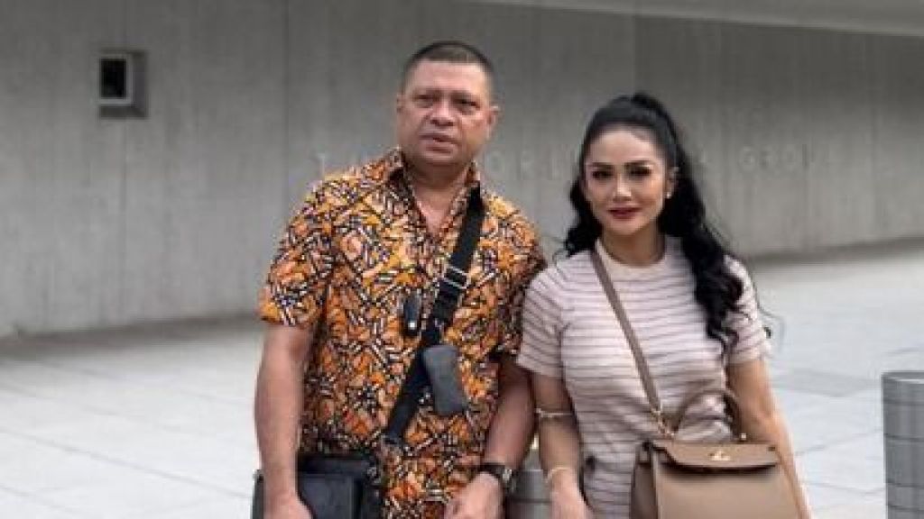 Menikah dengan Raul Lemos Saat Sudah Mengandung 4 Bulan, Krisdayanti Akui Khilaf Hamil di Luar Nikah: Yowis Aku Memang Gini