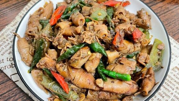 Resep Cumi Asin Cabe Ijo, Pedasnya Maknyus!