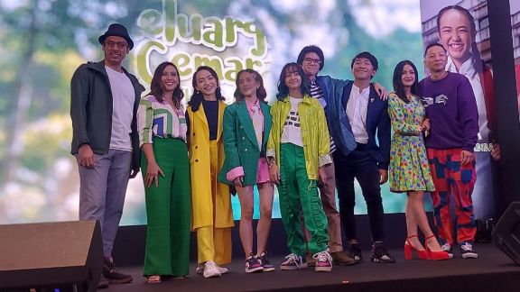 Sukses dengan Layar Lebar, 'Keluarga Cemara' Rilis Versi Series dan Tayang Mulai Hari Ini, Cocok Ditonton Bareng Keluarga Nih Moms!